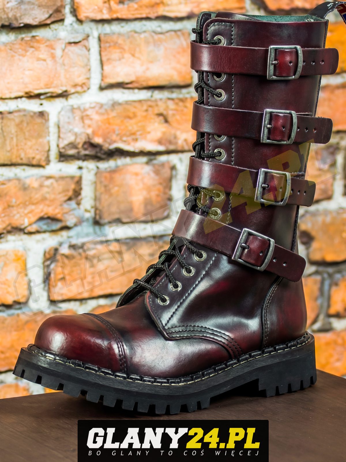 Glany 15 dziurek z 4 klamrami przecierane na bordowo