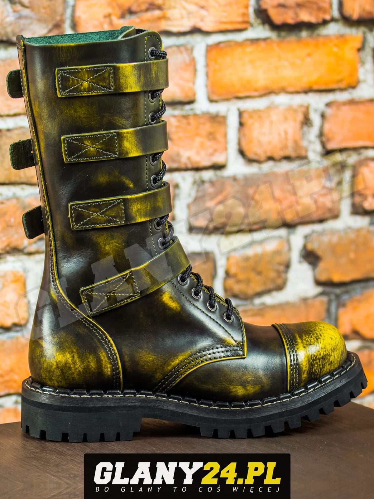 Glany 15 dziurek z 4 klamrami przecierane na żółto