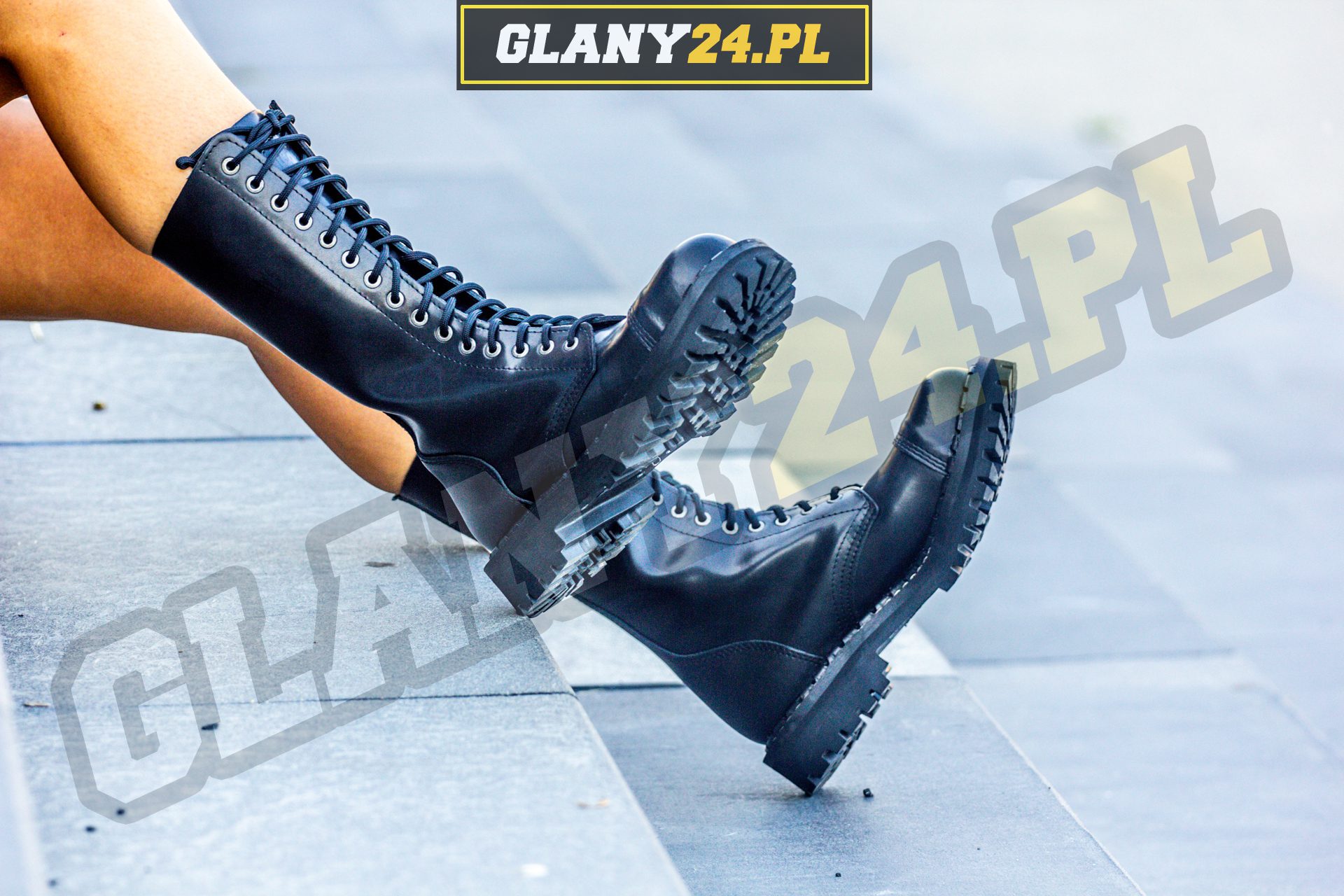 Glany 15 dziurek CZARNE